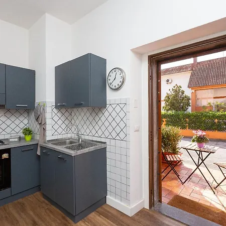 Ferienwohnung Ciaccio House Near Airport Fiumicino Exterior foto